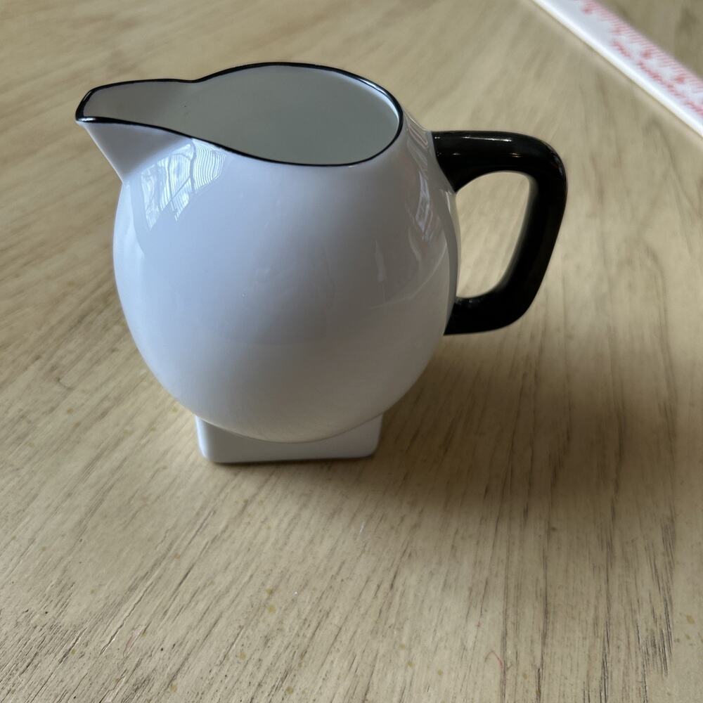 white Modern Jug Supreme Porcelain Milk Cream Pourer White And Black